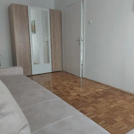 Toni Apartment *