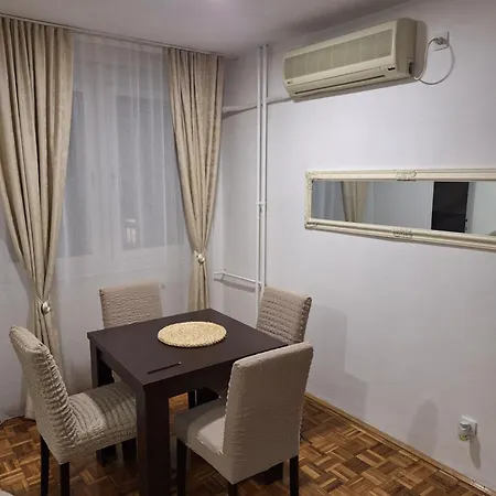 Apartment Toni *